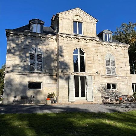 Domaine De Bonneuil Bed & Breakfast Exterior photo